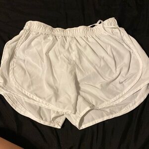 Nike NWOT white shorts. Size M
